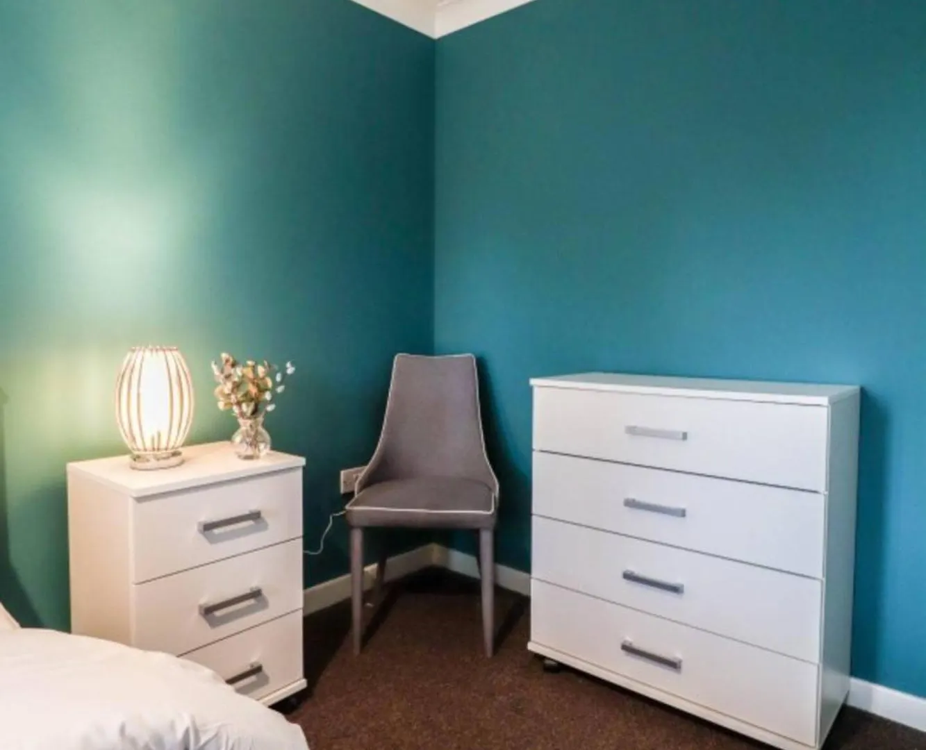 Modern 2Br Flat In Bentley House Apartment London